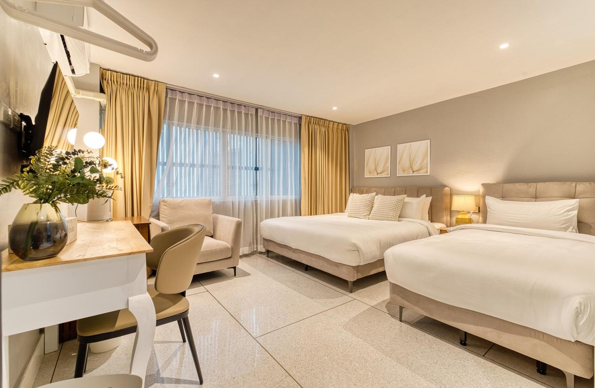 Ab House Aparthotel Банкок Екстериор снимка