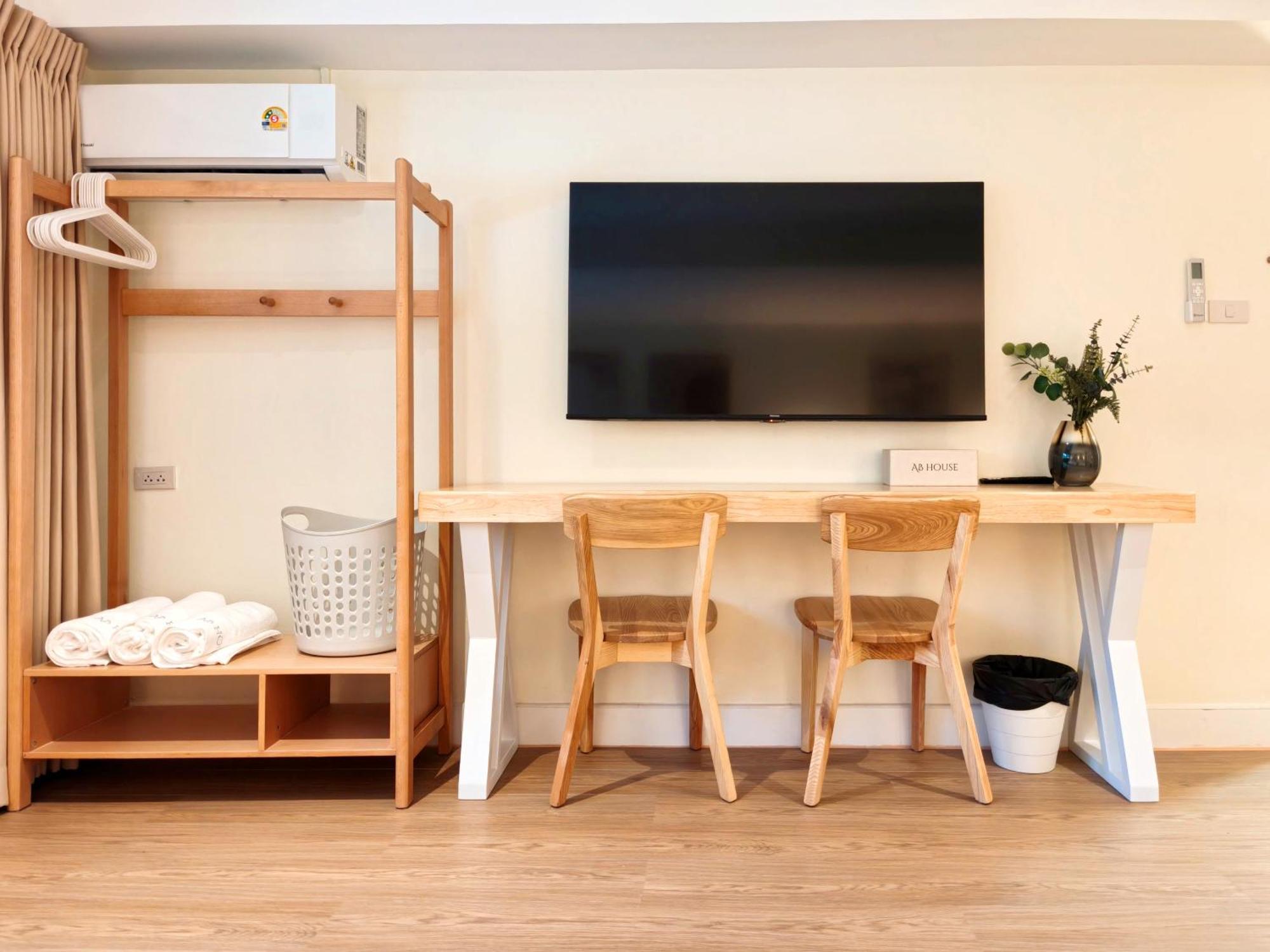 Ab House Aparthotel Банкок Екстериор снимка